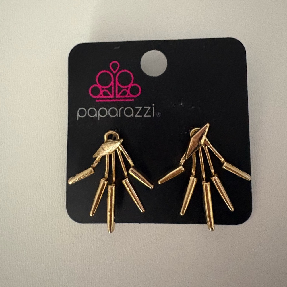 paparazzi Gold Fan Spike Cluster Stud Earrings  NWT